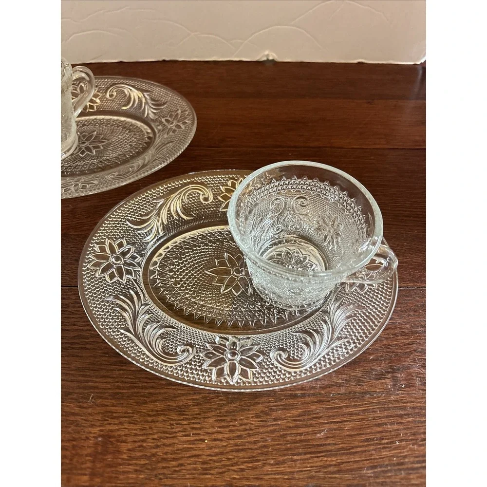 Tiara Indiana Glass Co. Clear Sandwich‎ Plates & Cups 30's Depression Era 2 Each